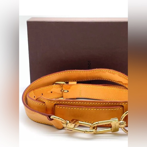 Louis Vuitton Accessories - Auth  Louis Vuitton Keepall Bandouliere shoulder Strap W/Box